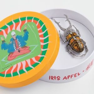 Iris Apfel x H&M. Detachable Brooch Necklace